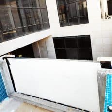 Vertical Acrylic Swimming Pool Wall - Infinity pool window in Saudi Arabia